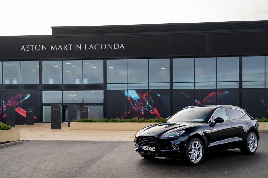  Aston Martin DBX 2020 года  (NA) (фото 1 из 4)